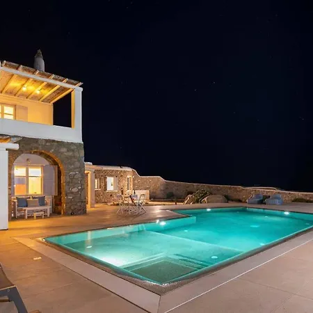 Coastal Breeze * Mykonos Town